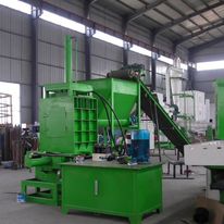 Auto-packing machine press wood shavings into 20kg/ bag
